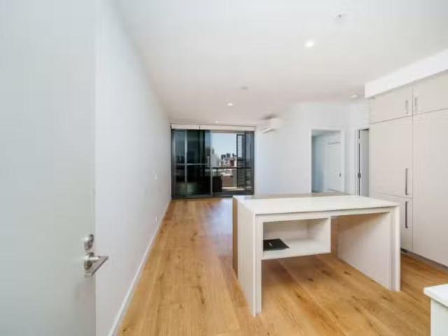 Rental! 1 BR 1417/380 Murray Street, PERTH Apartment for rent.