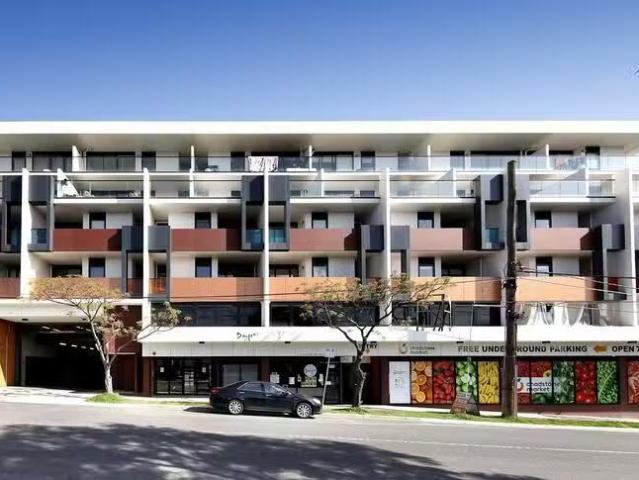 For Rent! 1 BR 208/70 Batesford Road, Chadstone, VIC 3148