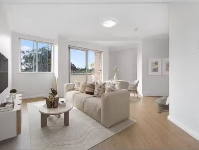 Cheap 1 BR 2/2 Beaconsfield Parade, Lindfield Apartment for re.