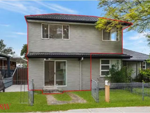 For Rent! 1 BR 2b Mavick Crescent, Leumeah Townhouse for rent.