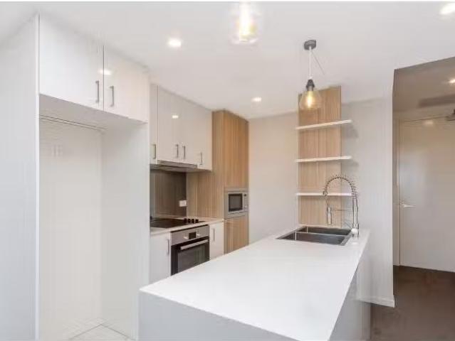 Unique 1 BR 321/6 Cape Street, part SON Apartment for rent Li.