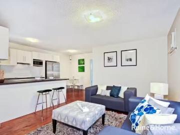 Unique 1 BR 3/7 13 Wellington Square, NORTH ADELAIDE Apartment.