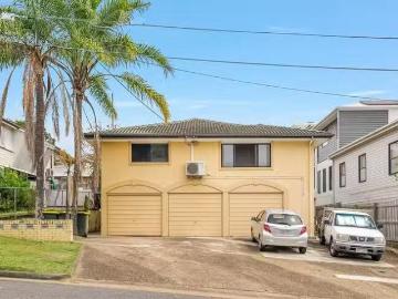 For Rent! 1 BR 3/49 Macaulay Street, Coorparoo, QLD 4151