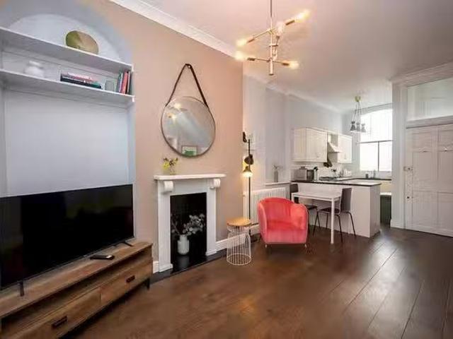 Cozy 1 BR Barnsbury Street