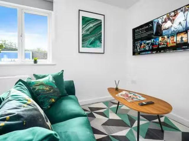 Rental! 1 BR Cradley Road, Cradley Heath