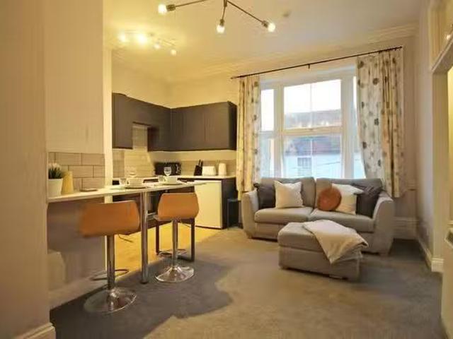 For Rent! 1 BR Fore Hill