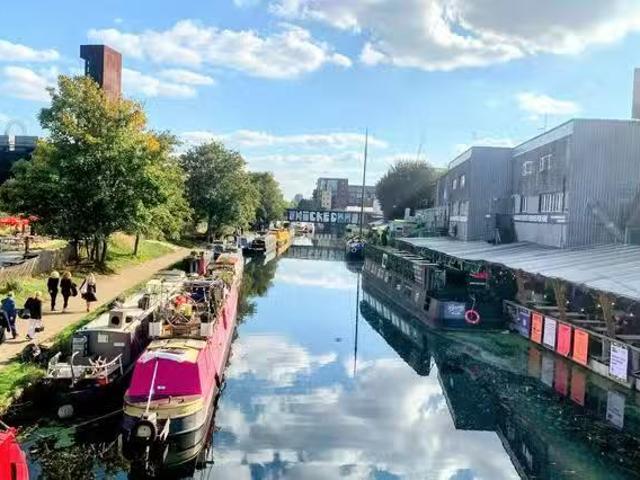 For Rent! 1 BR Silk Mills Square, London