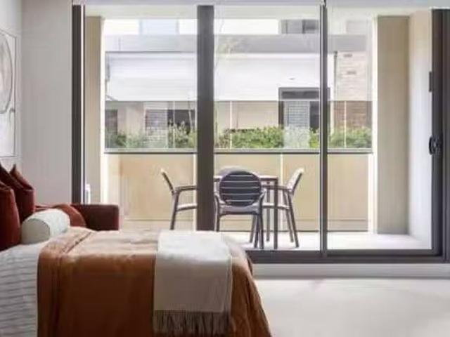 Unique 1 BR Studio Unfurnished
