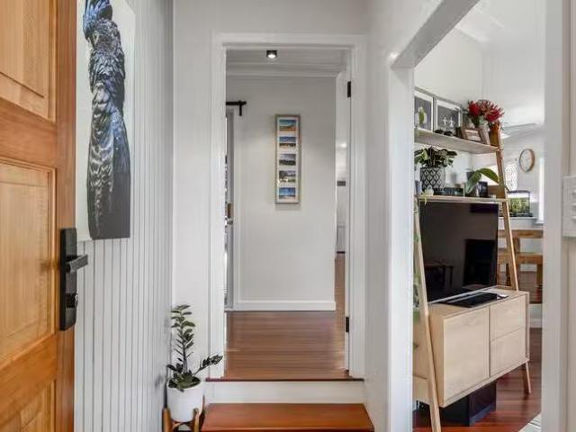 Rental! 1 Girrawheen Street, Rangeville, QLD 4350