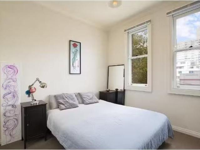 For Rent! 1 Henderson Road, Alexandria Apartment for rent Lis.