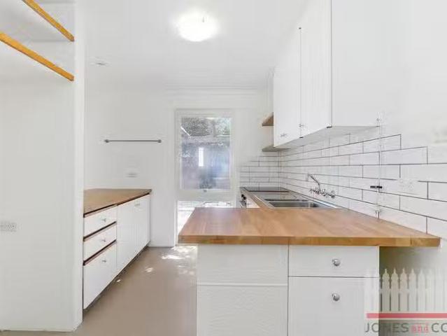 Rental! 1 Lefroy Road, Yanchep, WA 6035