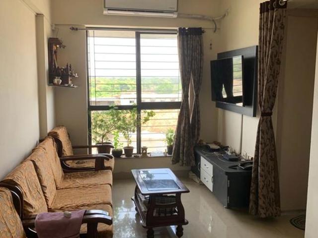 Rental | 1 Rk 400 Sq.Ft. Apartment in Lodha Palava Crown