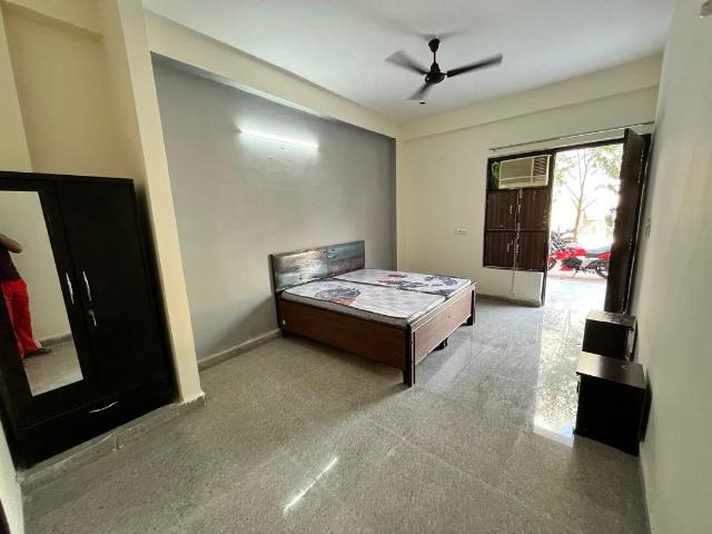 Rental | 1 Rk 450 Sq.Ft. Apartment in AKD Tower