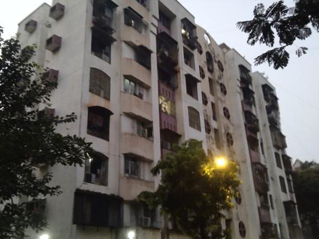Rental | 1 Rk + 480 Sq.Ft. Apartment in Raj Villa CHS