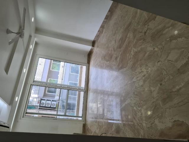 Rental | 1 Rk 500 Sq.Yd. Apartment in DLF Express Greens