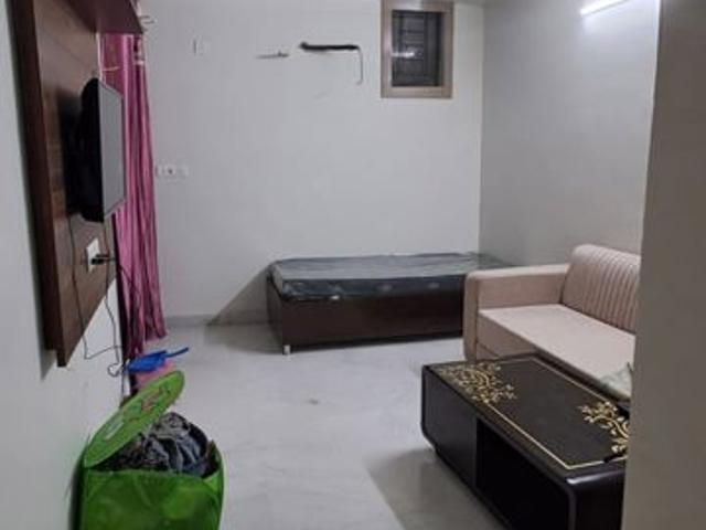 Rental | 1 Rk 60 Sq.Yd. Independent House in Rohini Sector 11