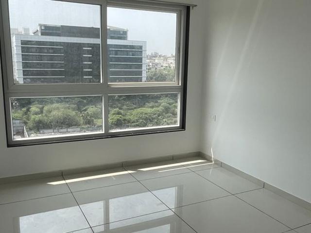Rental | 1 Rk + 700 Sq.Ft. Apartment in Silver Oak