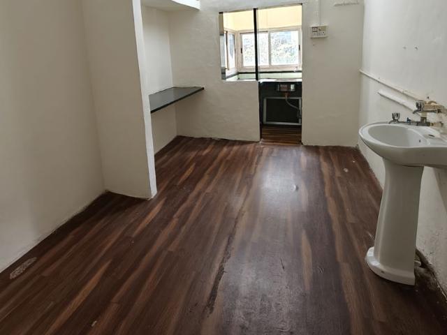 Rental | 1 Rk 200 Sq.Ft. Apartment in Gokuldham Complex