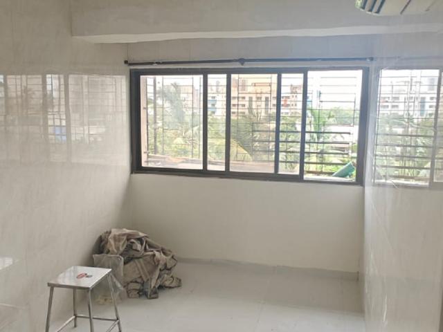 Rental | 1 Rk + 200 Sq.Ft. Apartment in Juhu