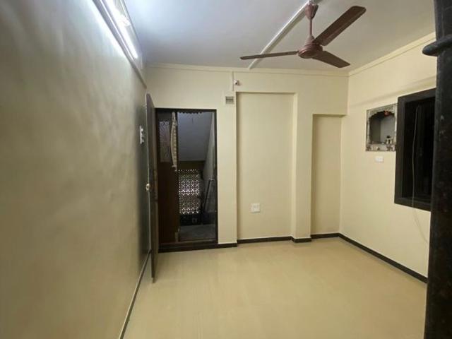 Rental | 1 Rk 225 Sq.Ft. Apartment in BEST Building