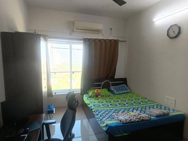 Rental | 1 Rk + 225 Sq.Ft. Apartment in Shivam Apartments Goregaon