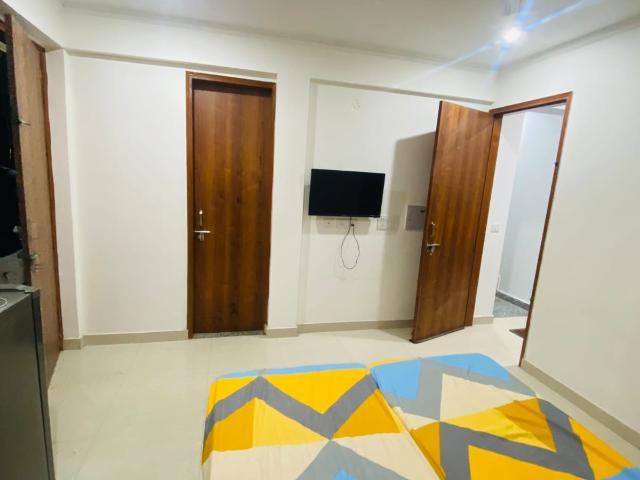 Rental | 1 Rk 258 Sq.Ft. Independent House in Sector 14