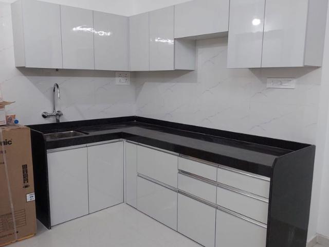 Rental | 1 Rk 275 Sq.Ft. Apartment in Mayfair The View