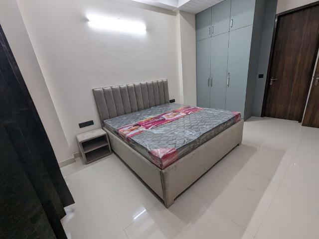 Rental | 1 Rk + 277 Sq.Ft. Independent House in Sector 14