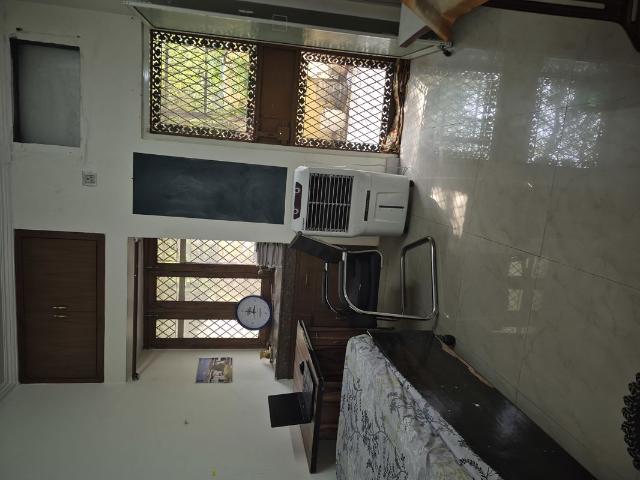 Rental | 1 Rk + 280 Sq.Ft. Apartment in Mayur Vihar