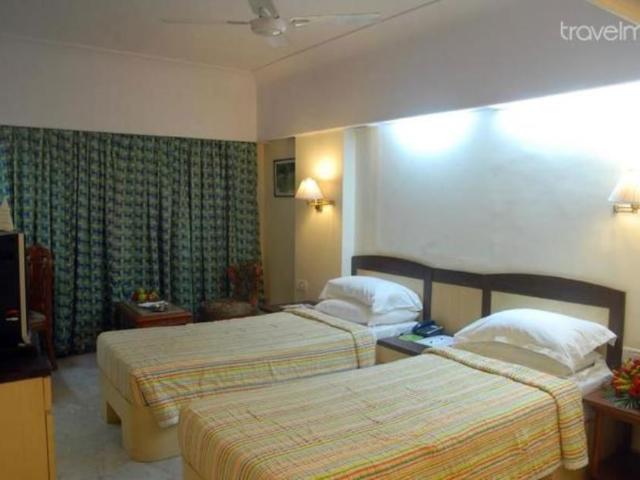 Rental | 1 Rk + 299 Sq.Ft. Independent House in Sector 14