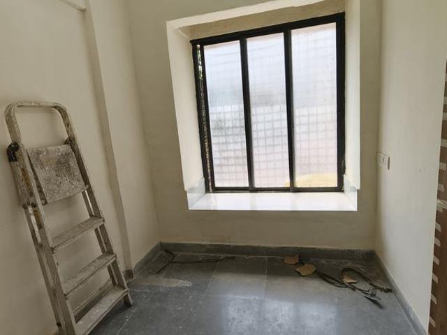 Rental | 1 Rk 300 Sq.Ft. Apartment in Gokuldham Complex