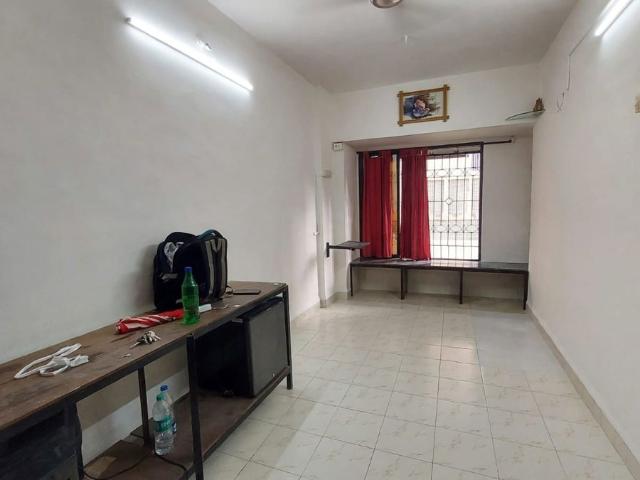 Rental | 1 Rk 300 Sq.Ft. Apartment in Prabhadevi CHS