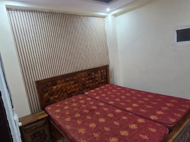 Rental | 1 Rk 300 Sq.Ft. Apartment in Varun Enclave