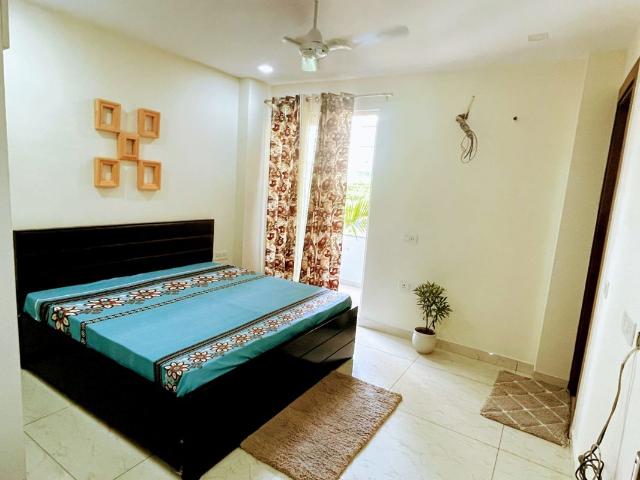 Rental | 1 Rk + 334 Sq.Ft. Independent House in Sector 14