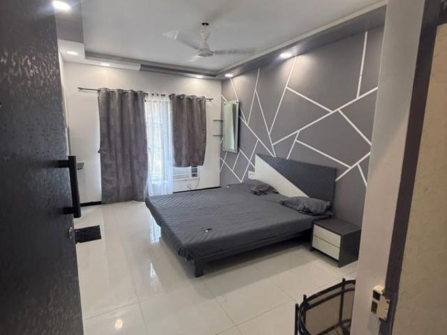 Rental | 1 Rk 344 Sq.Ft. Apartment in Piccadilly 1 CHS