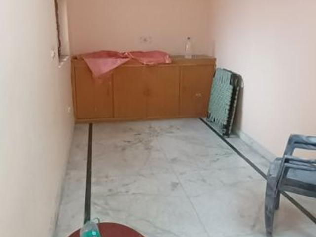 Rental | 1 Rk 350 Sq.Ft. Independent House in Sector 16