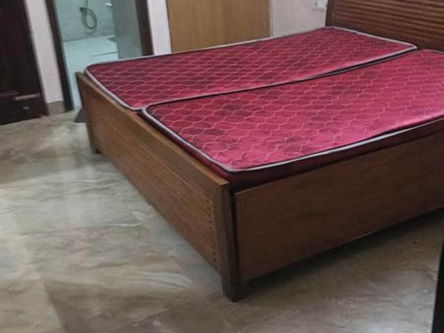 Rental | 1 Rk 350 Sq.Ft. Independent House in Sector 72