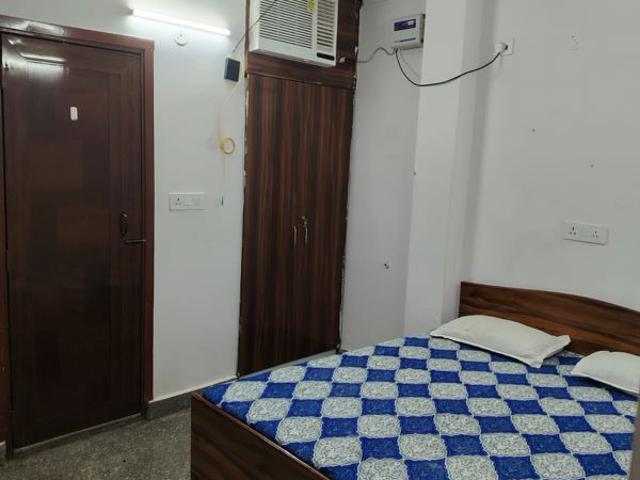 Rental | 1 Rk 350 Sq.Ft. Independent House in SS 100