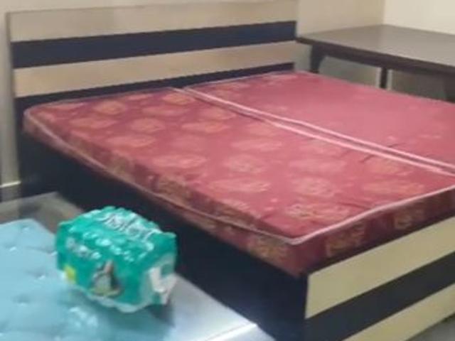 Rental | 1 Rk 375 Sq.Ft. Independent House in RWA Apartments Sector 12