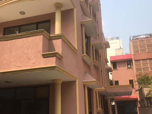 Rental | 1 Rk + Basement 300 Sq.Yd. Villa in Safdarjung Development Area