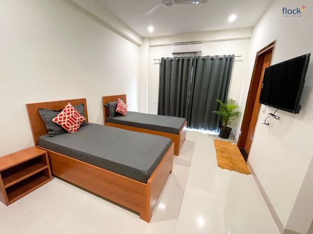 Rental | 1 Rk + Pooja Room,Servant Room,Study Room,Extra Room,Basement,Store Room 400 Sq.Ft. Independent House in Patel Nagar