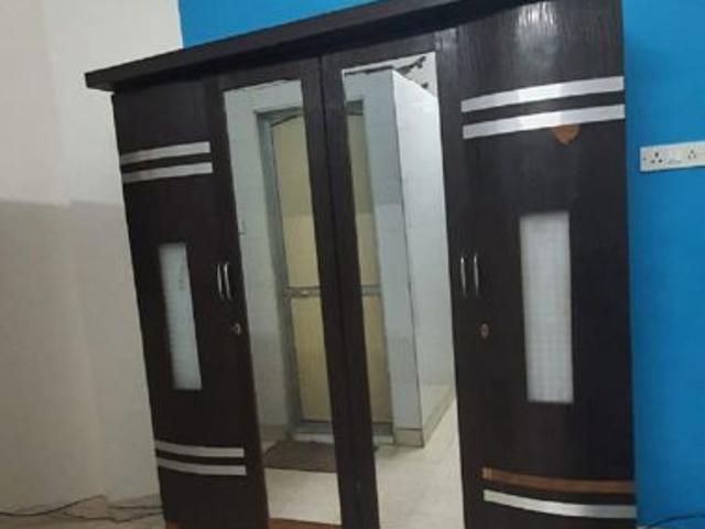 Rental | 1 Rk + Pooja Room 200 Sq.Ft. Apartment in Bandra West