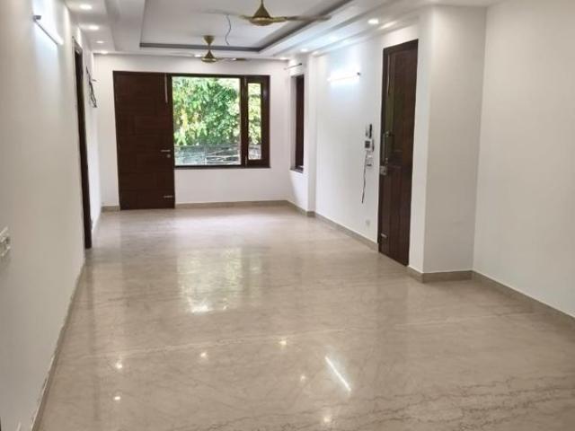 Rental | 1 Rk + Prayer Room 370 Sq.Ft. Apartment in Ansal Plaza Sector 23