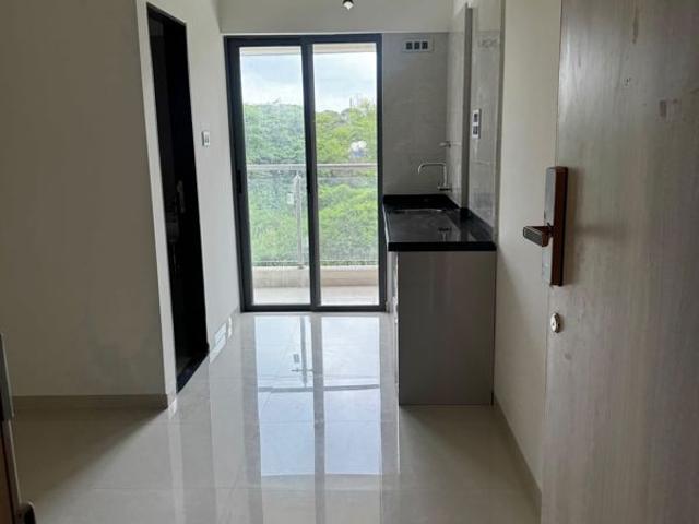Rental | 1 Rk + Prayer Room,Servant Room,Study Room,Extra Room,Basement,Store Room 200 Sq.Ft. Apartment in Bramhacorp Townhouse