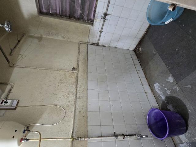 Rental | 1 Rk + Store Room 350 Sq.Ft. Apartment in Parmar Nagar Housing Society