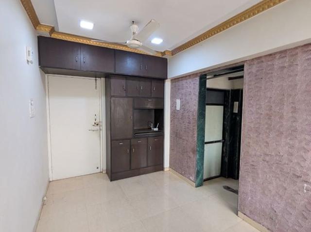 Rental | 1 Rk + Study Room 250 Sq.Ft. Apartment in Sion East