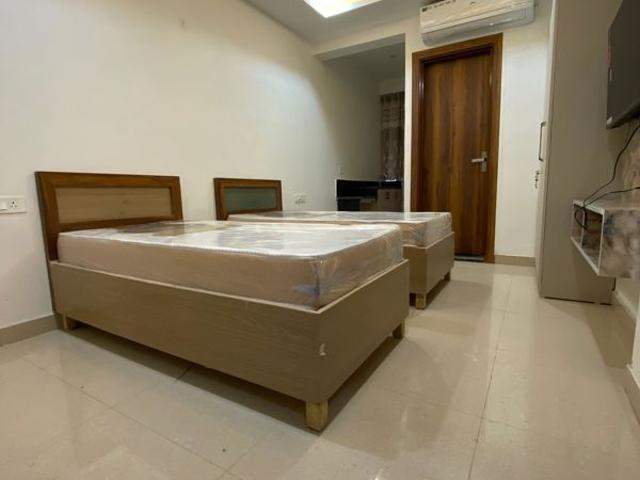 Rental | 1 Rk + Study Room 750 Sq.Ft. Independent House in Sector 22