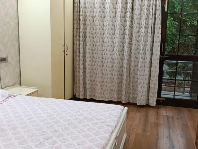 Rental | 1 Rk + Study Room 850 Sq.Ft. Independent House in Sector 21