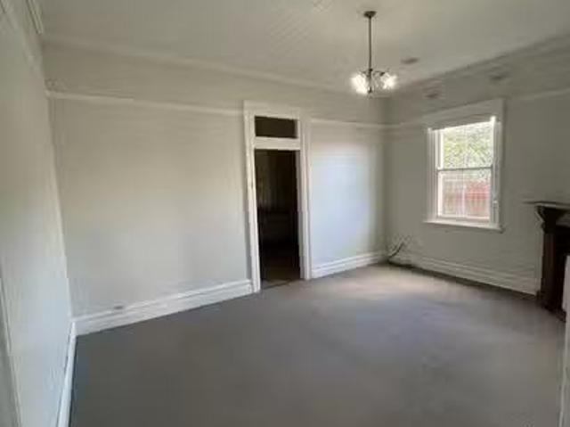 Cozy 1 Spooner Street, Lithgow, NSW 2790