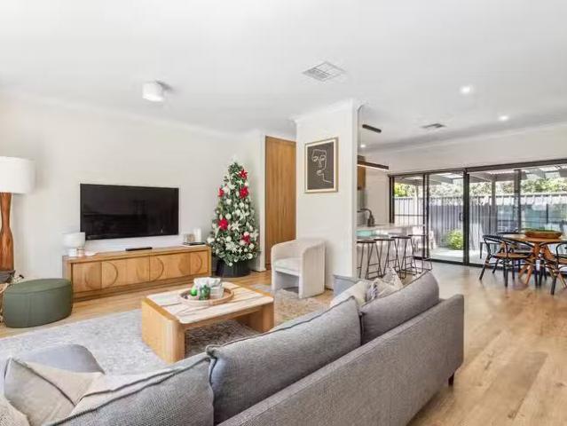 For Rent! 1A Third Avenue, Warradale, SA 5046